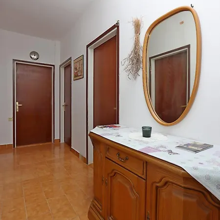 Lejlighed With Parking Space Banjol, Rab - 16082 Banjol